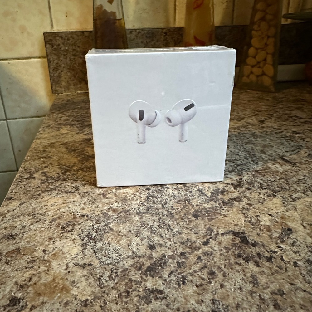 AirPod pro *BEST OFFER*